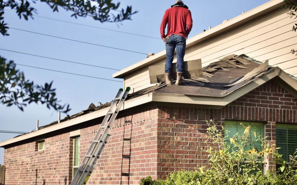 Patch or Replace? The Pros and Cons of Roof Repair
